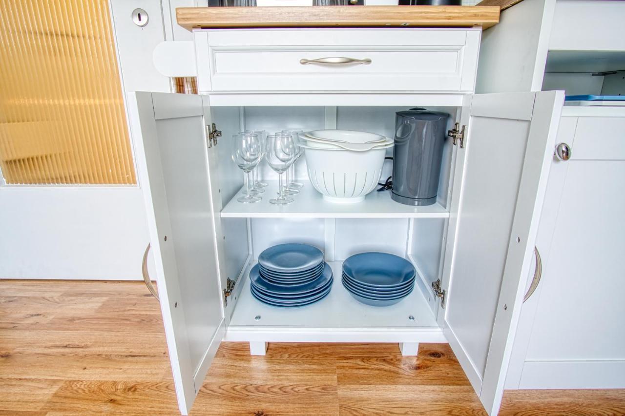 Homefy Apartment Essen Mit Aufzug Und Parkplatz Bagian luar foto